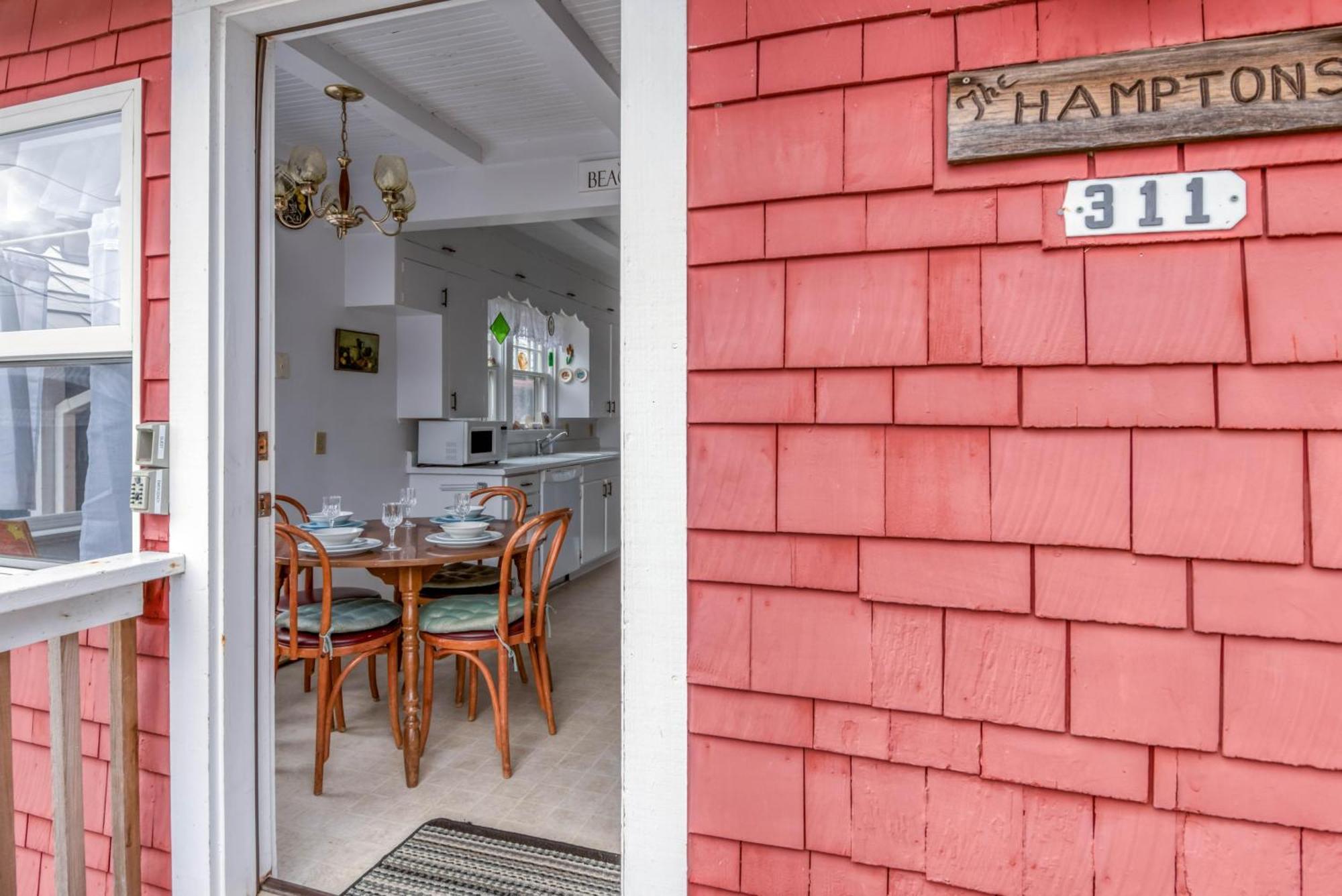 The Hamptons Villa Рокълей Бийч Екстериор снимка