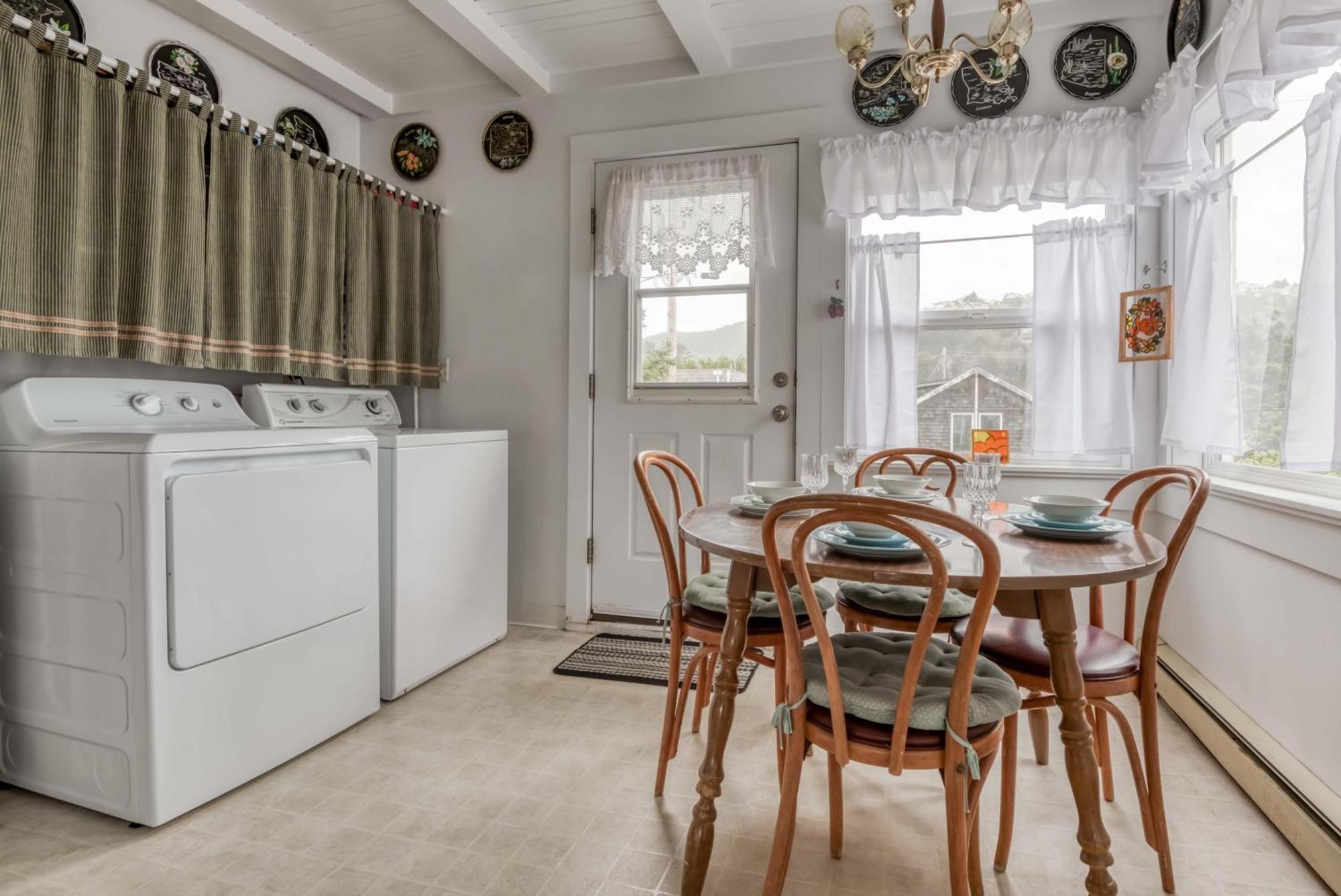 The Hamptons Villa Рокълей Бийч Екстериор снимка
