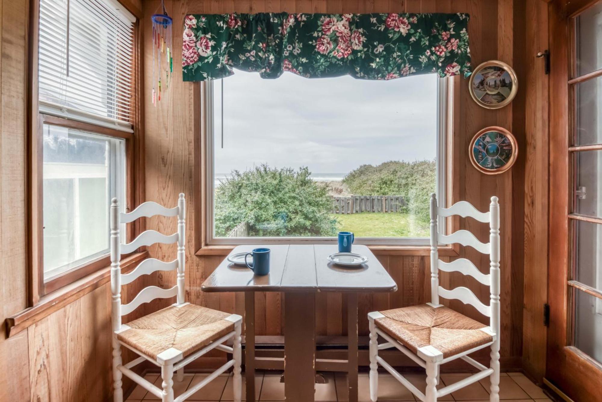 The Hamptons Villa Рокълей Бийч Екстериор снимка